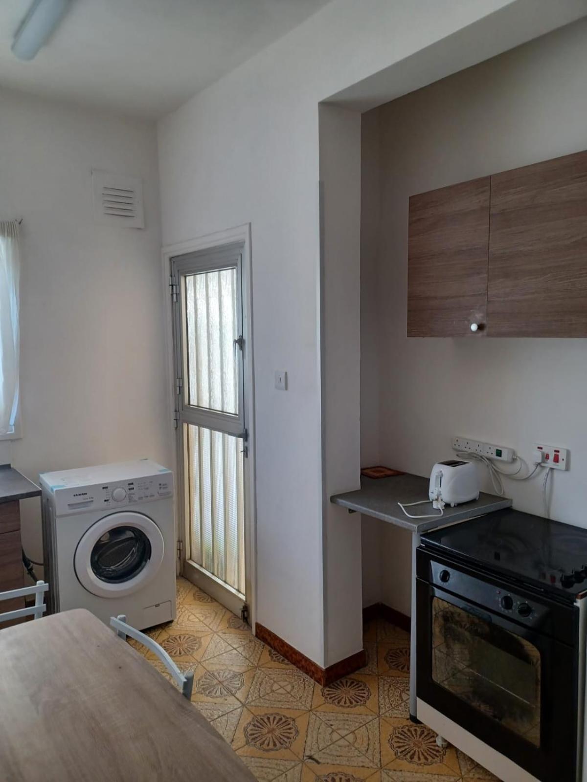 Terpsichore Holiday Apts Limassol Exterior photo