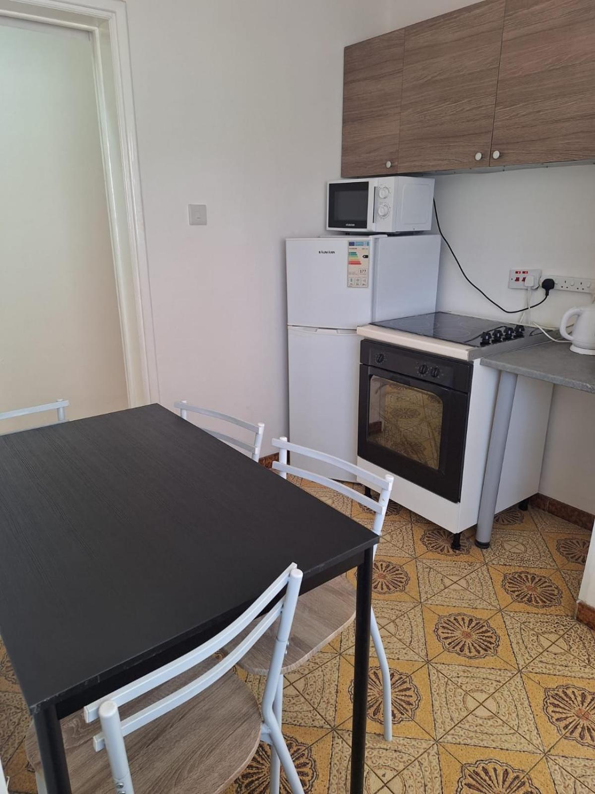 Terpsichore Holiday Apts Limassol Exterior photo